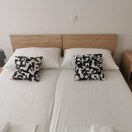 Apartmani Kronjac Milna  Kültér fotó