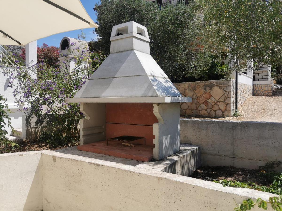 Apartmani Kronjac Milna  Kültér fotó