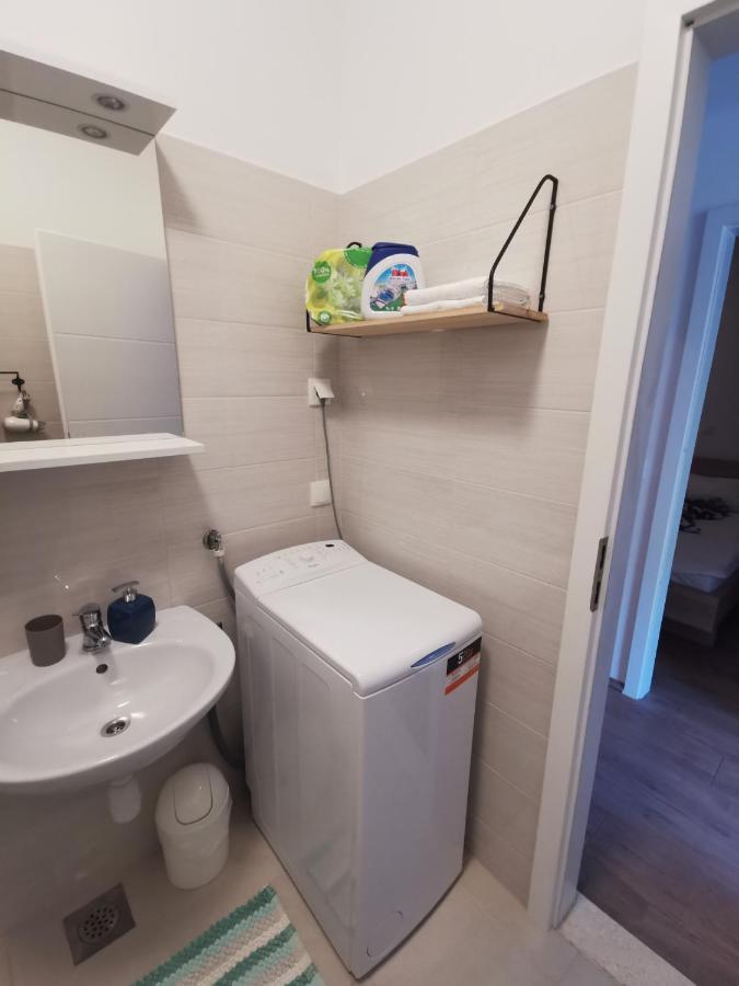 Apartmani Kronjac Milna  Kültér fotó